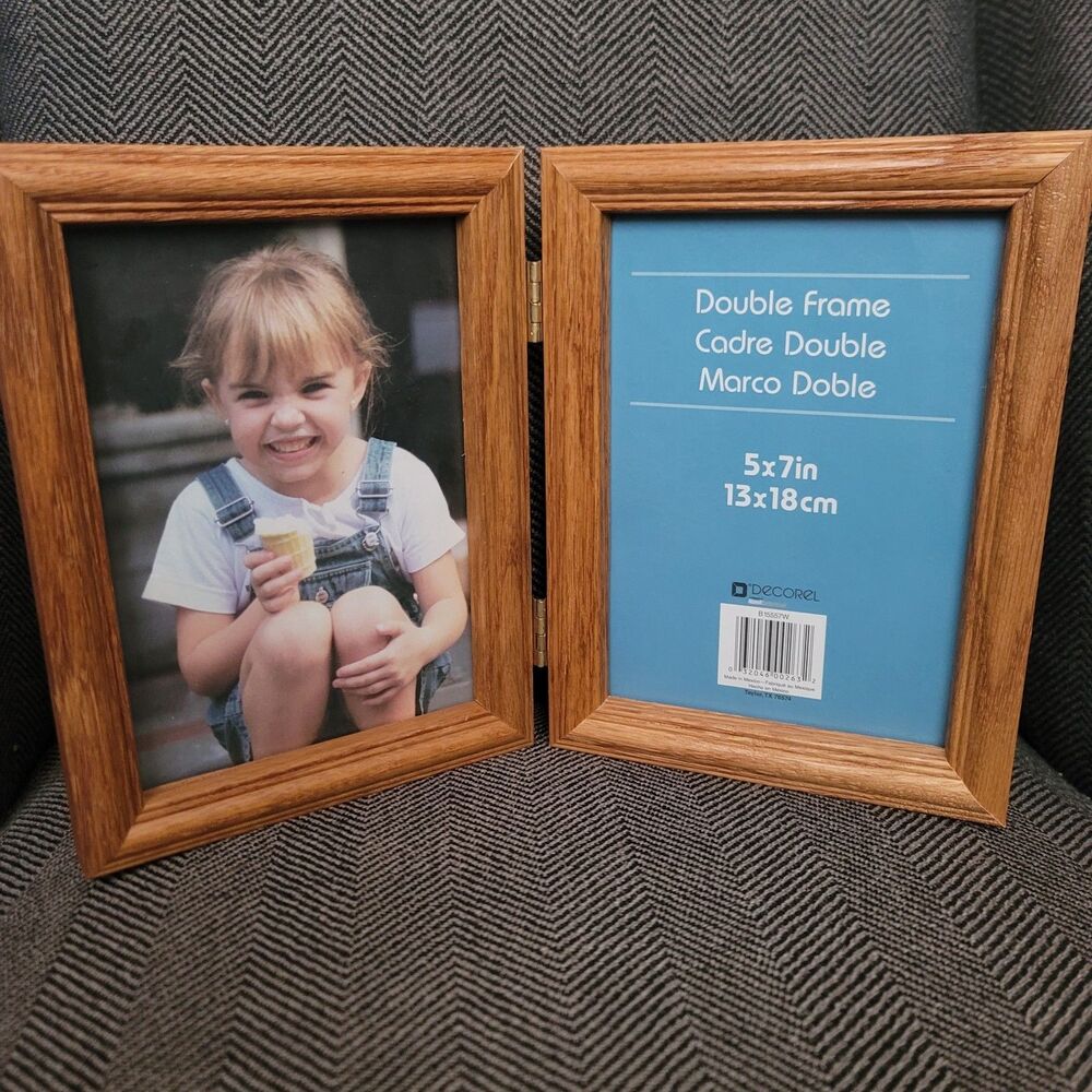 Vintage 5x7" Oak Wood Bifold Brass Hinge Photo Frame w Glass Picture 90s NEW